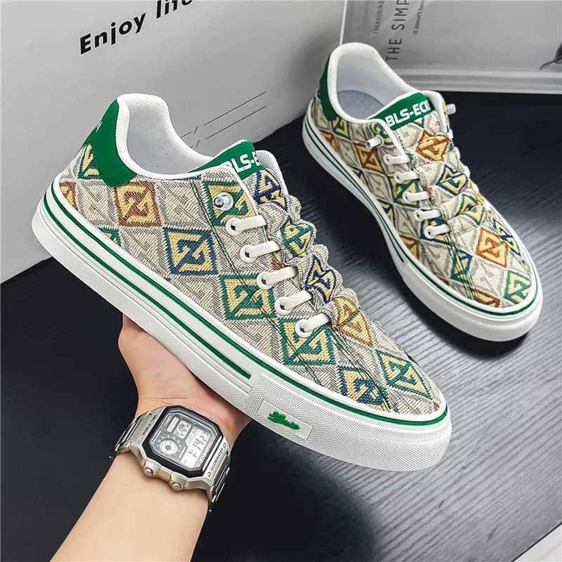 2025 new fashion fabric shoes light and breathable casual shoes fashionable shoes men's table shoes non-slip and wear resistant