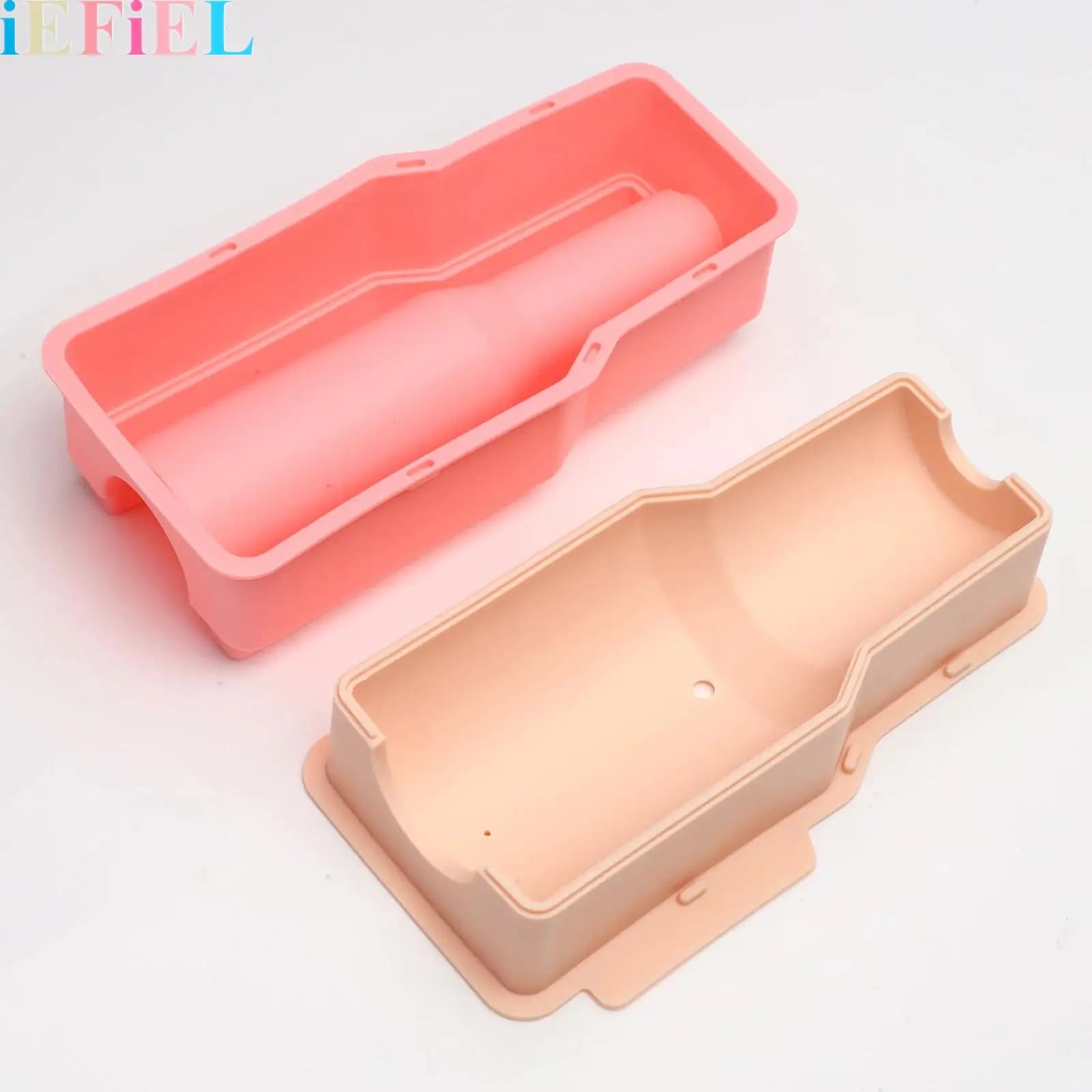 Bicchiere Vassoio per ghiaccio per accessori per bottiglie da 30-40 Oz Stampo per ghiaccio in silicone con coperchio per bevande gelatinose estive Succo di whisky Cocktail