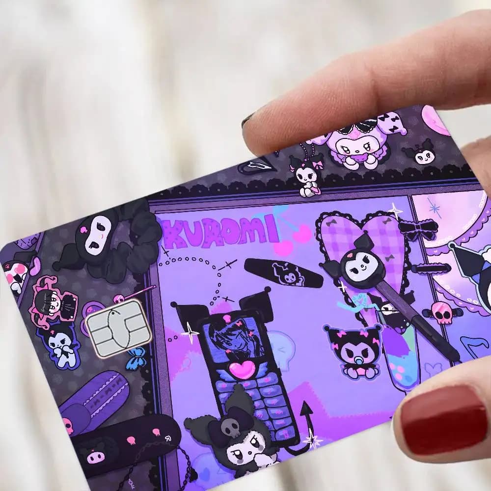 Pellicola Adesiva Protettiva Magic Kuromi Anime Game per Carte di Credito/Debito Piccole e Grandi Senza Chip - Lato Anteriore