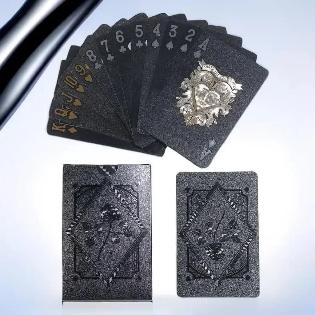 Carte da Gioco in Plastica Impermeabile Effetto Ghiaccio Black Rose Deck, Collezione Texas Poker, Regalo Pratico per Feste