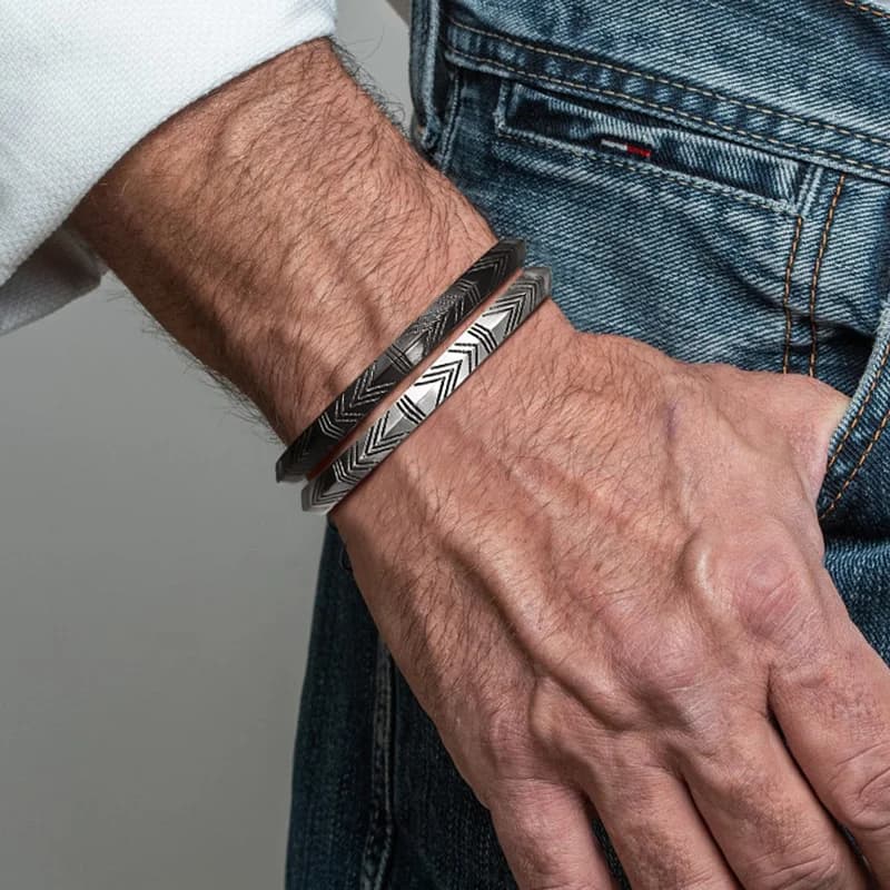 Bracciale a Polsino Stile Vichingo Tribale con Freccia, Bracciale Classico Nordico, Bracciale da Uomo, Bracciali a Polsino in Acciaio Inossidabile Stile Celtico