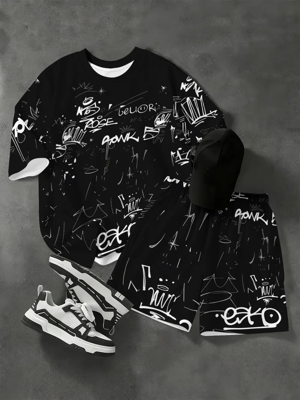 New men's summer personalized graffiti print soft and breathable round neck T-shirt drawstring shorts set outdoor streetwear