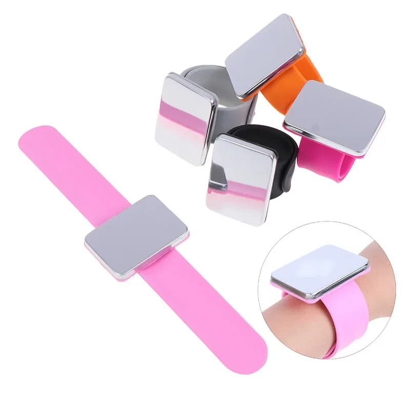 PinCushion da cucito magnetico Cuscinetto per ago da polso in silicone Bracciale sicuro Spilla per riporre spille per cucire Porta spille per braccialetto 4 colori