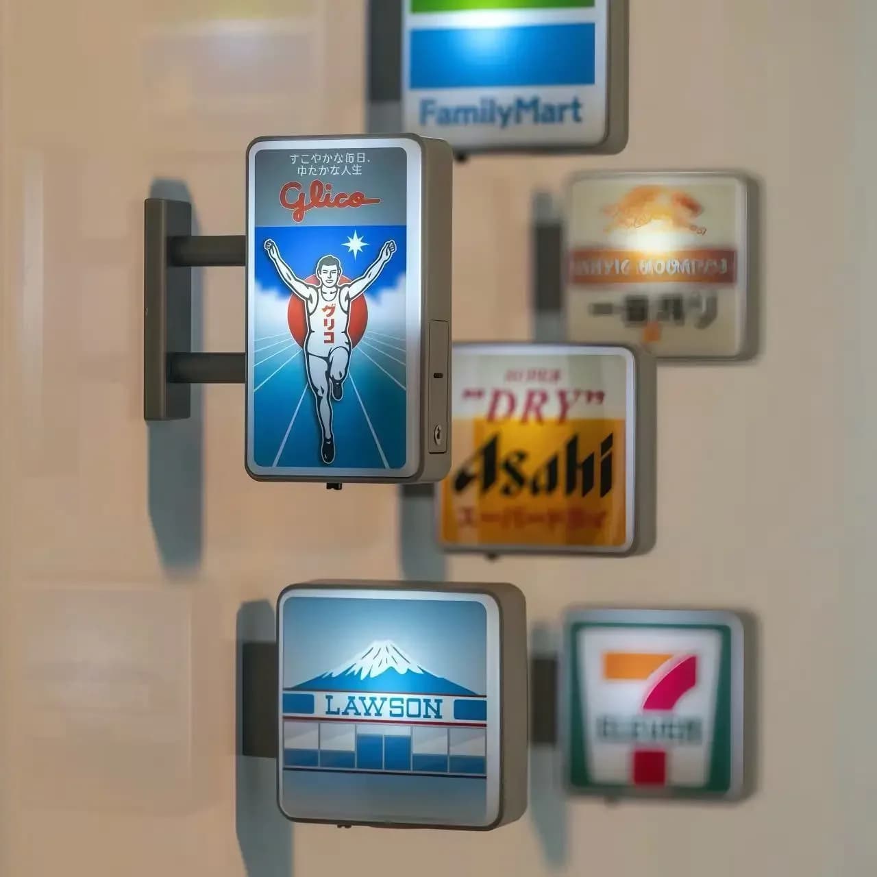 1 pz. Dotonbori Glico 711 Lake Kawaguchi-ko Town Lawson Teach Luminosa Pubblicitaria Magnetic Frigo Sticker for Photo