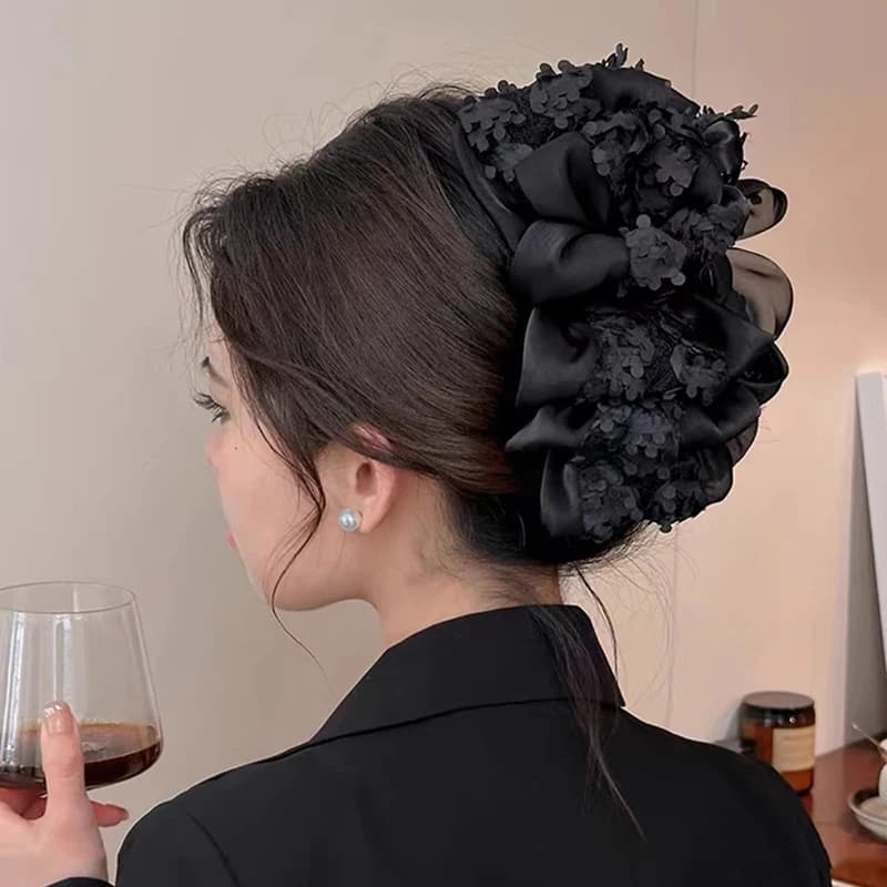 Temperamento elegante Clip per artiglio grande Fiocco multistrato Nastro in tessuto nero Artiglio Clip per mascella Coda di cavallo Forcina Accessori per capelli da donna