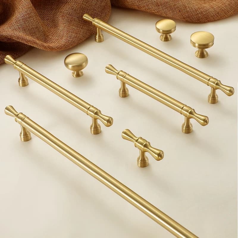 Hardware per guardaroba Maniglie e pomelli per porte dell'armadio in ottone stile francese Maniglie per cassetti antichi Maniglia per armadio da cucina vintage