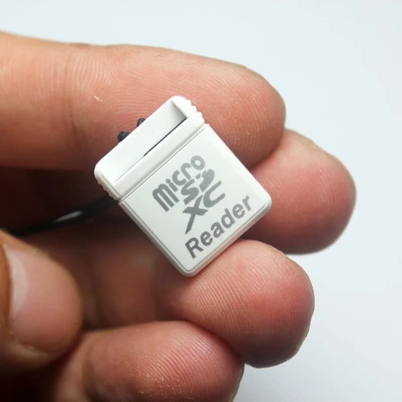 Mini lettore di schede TF per scheda di memoria mobile Micro SD Scheda di memoria di trasferimento USB 2.0 per auto, scheda di archiviazione