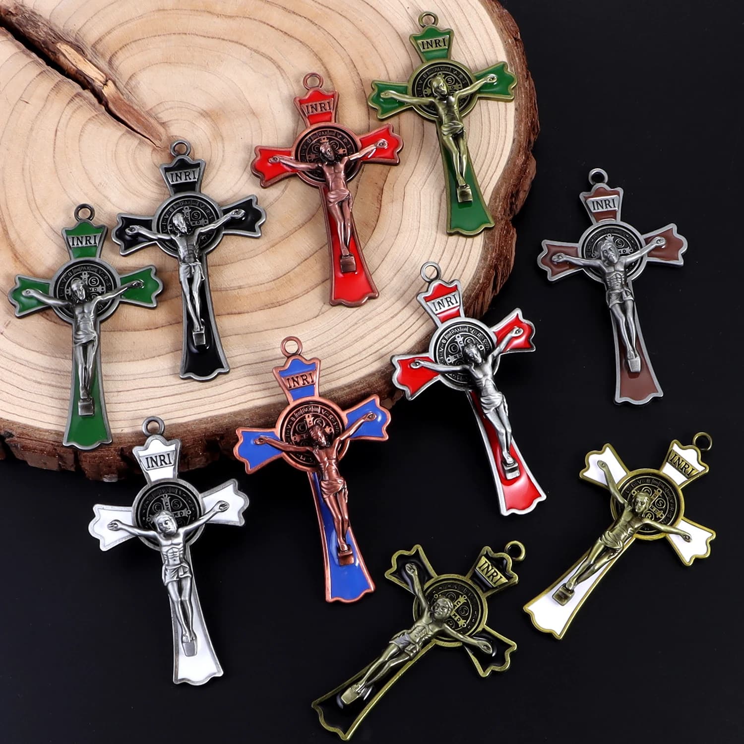 Croce di San Benedetto multi stile, ciondolo Gesù Cristo, forniture per decorazioni di preghiera religiosa