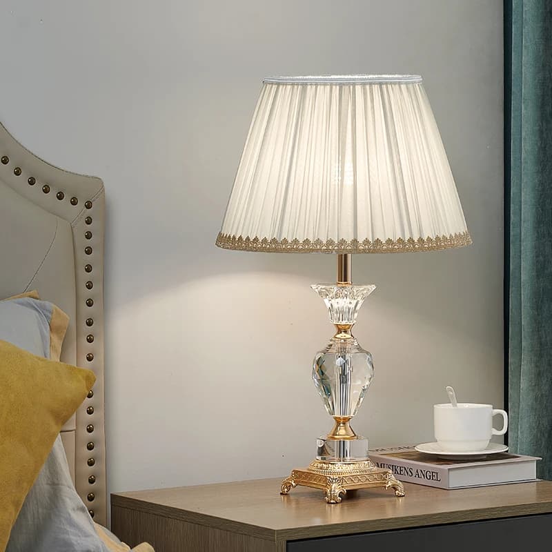 Lampada da scrivania, lampada da comodino per camera da letto, lusso leggero, soggiorno di fascia alta in stile europeo, camera da letto principale, caldo e simp in stile americano