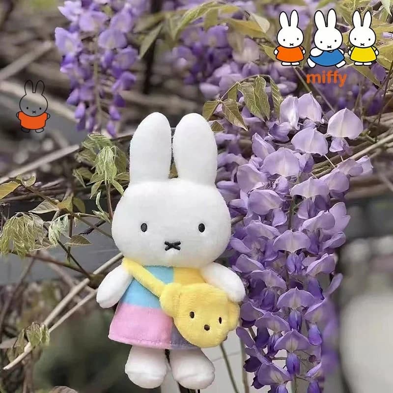 Portachiavi con Ciondolo Miffy in Peluche, Design Anime Carino e Accattivante, con Gonna Colorata, per Zaino Studentesco, Regalo per Ragazze