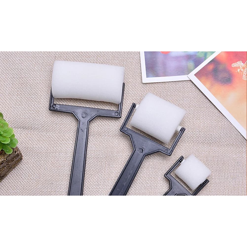 3 pieces white sponge brush, roller brush for foam painting, drawing of handicraft tools for children