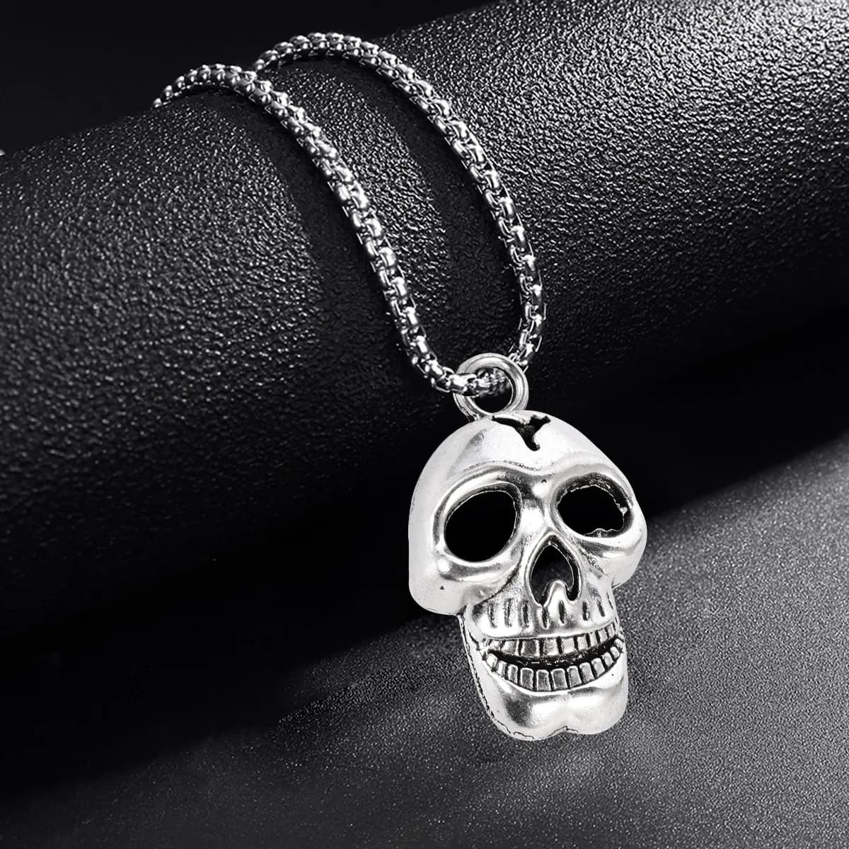 10 pcs Halloween Skull Keychain Pendant Alloy Earring Charm Necklace Bracelet Jewelry Making Craft Accessory Silver