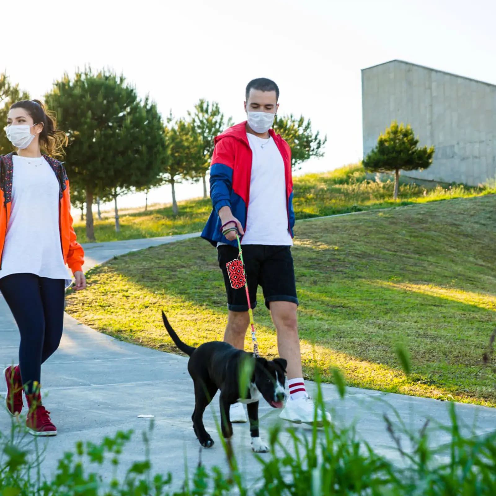Dog Poop Bag Carrier Portable Polyester Poop Bag Holder Buckle Design for Leash Waist Or Backpack Pet Supply Pet Treat Pouch