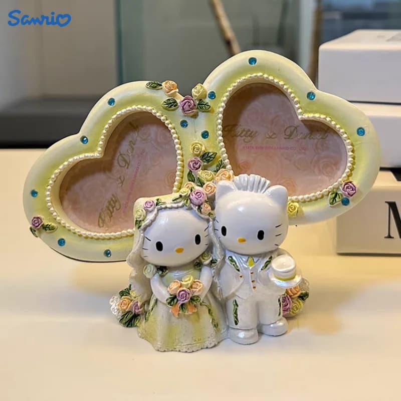 Sanrio Hello Kitty resin frame flower frame for photo frames picture frame ornaments for Desktop Decor Crafts Gift Wedding Toy