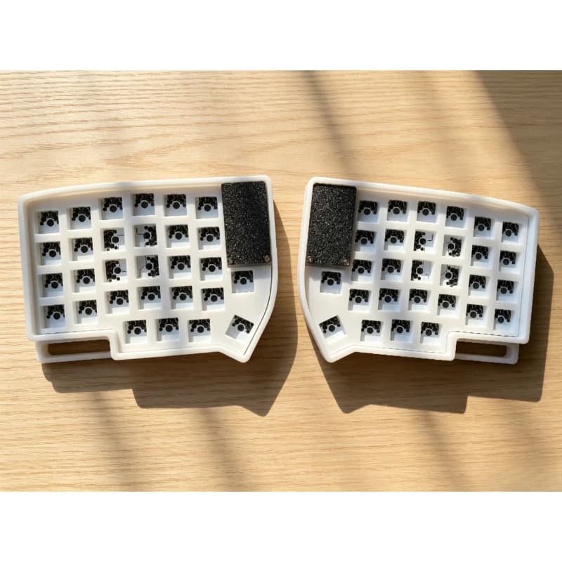 Tastiera Meccanica LILY 58 Split Hot-swap Ergonomica Wireless 2.4G con Supporto VIA, Kit DIY Personalizzabile Senza Switch e Senza Keycaps