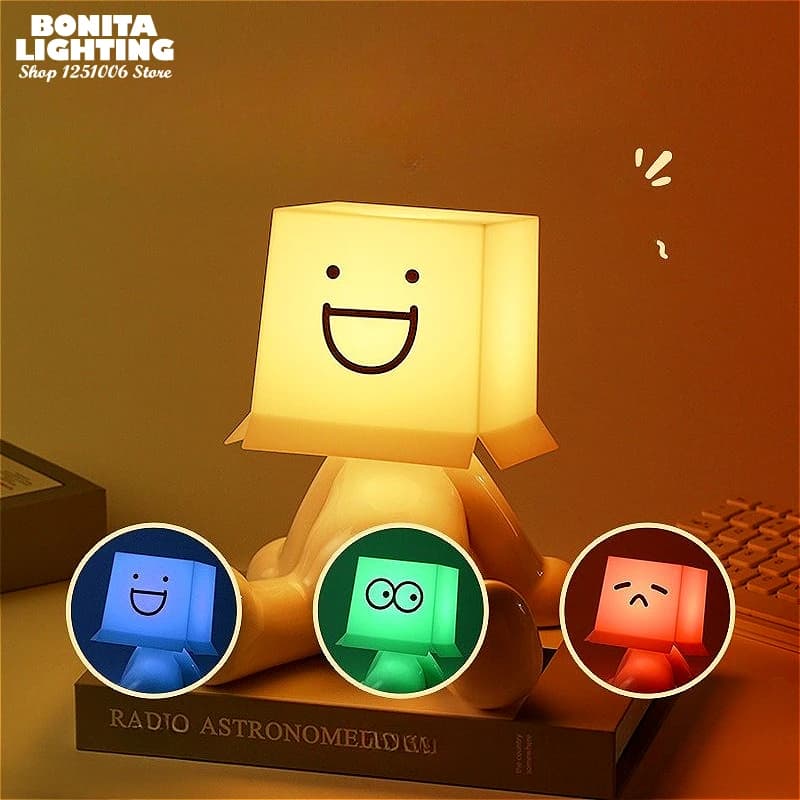 Lampada da tavolo da seduta simpatico omino - Lampada da scrivania a LED dimmerabile RGB, luce notturna con espressioni ricaricabili tramite USB per l'arredamento del desktop