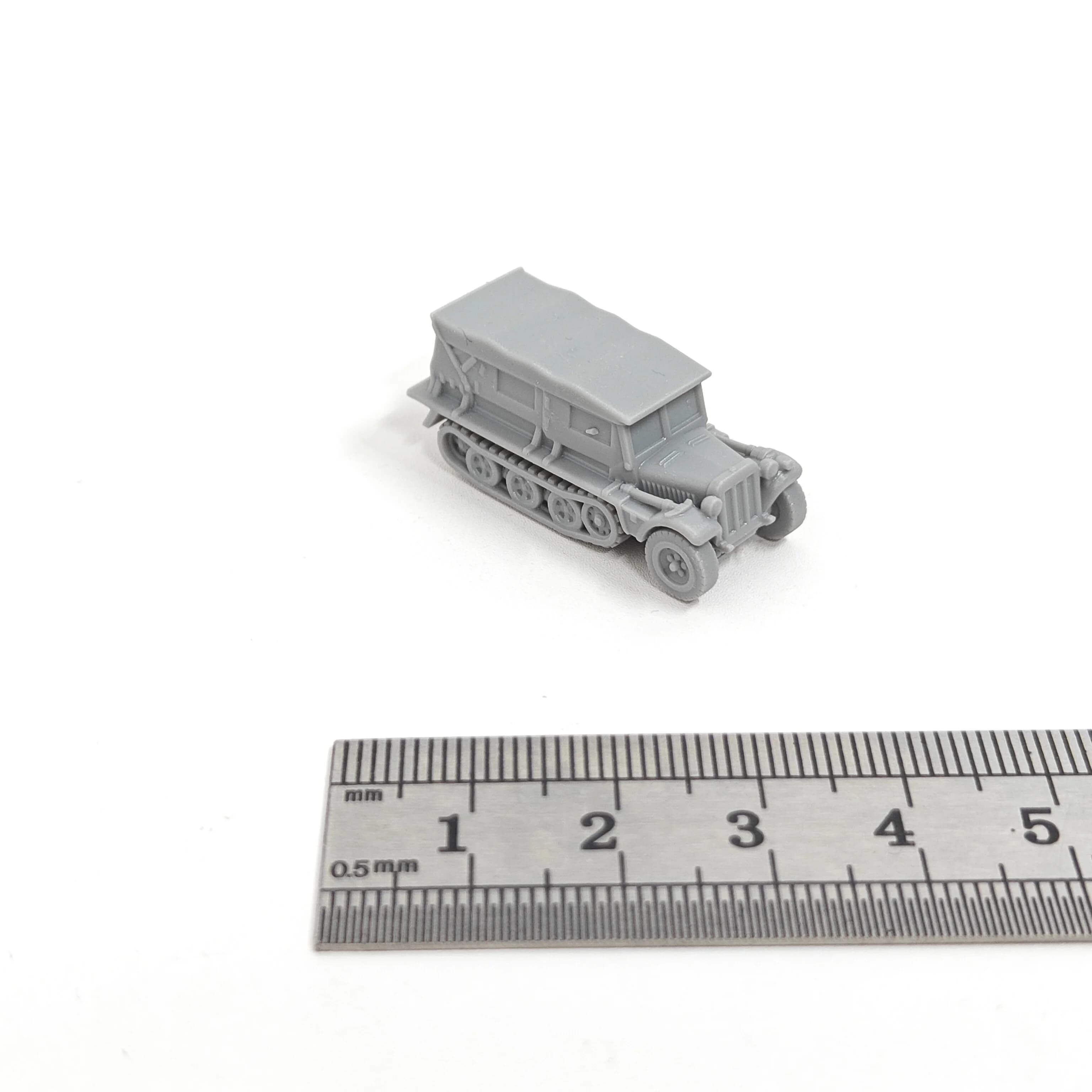 Kit modello Gepanzerte (torno chiuso) in scala 1/144 Sd.Kfz.10