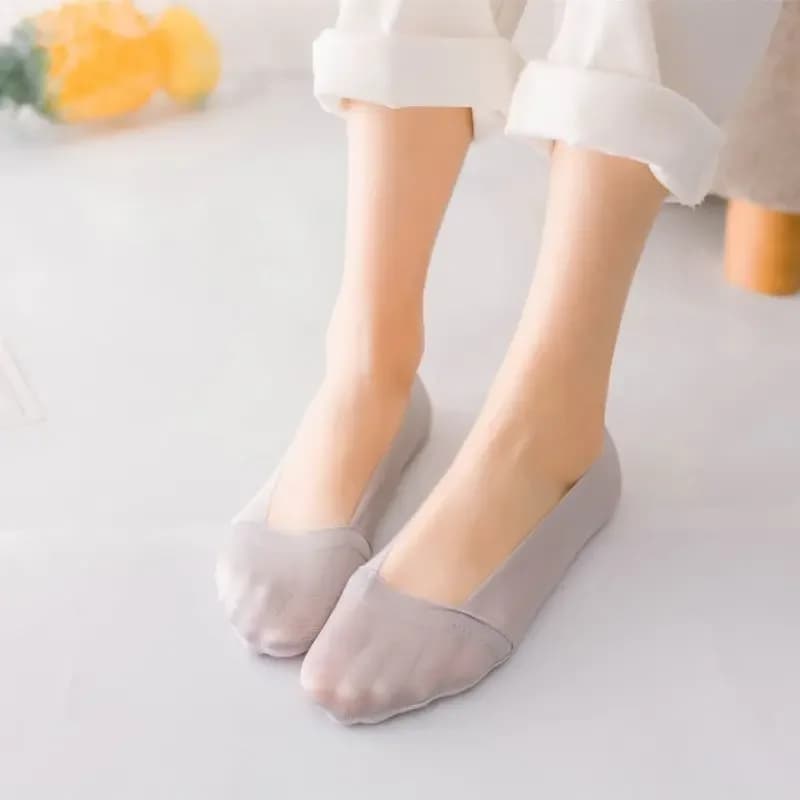 Calzini da barca da donna Calzini estivi con bocca superficiale tinta unita in cotone Calzini invisibili antiscivolo con tacco alto Calze a tubo basso da donna