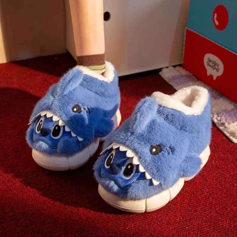 Pantofole in cotone a forma di simpatico squalo, invernali, con tallone coperto, antiscivolo, morbide, per donna e uomo, calde, in peluche, da casa, con suola spessa.
