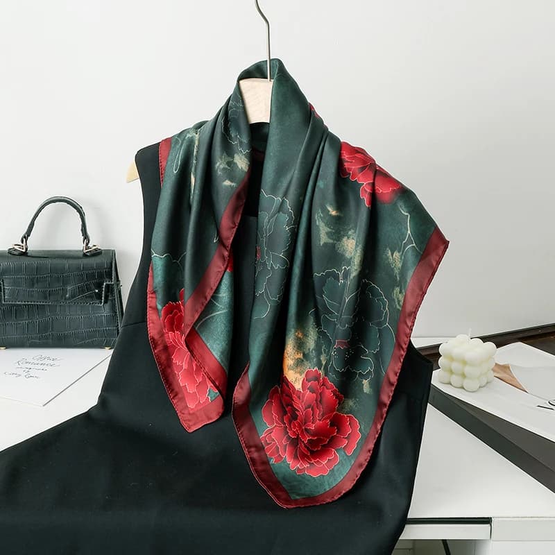 Foulard quadrato con stampa floreale da donna, sciarpa in seta sintetica, fascia per capelli alla moda, sciarpa per capelli, ornamento femminile, bandana, sciarpe per borsa