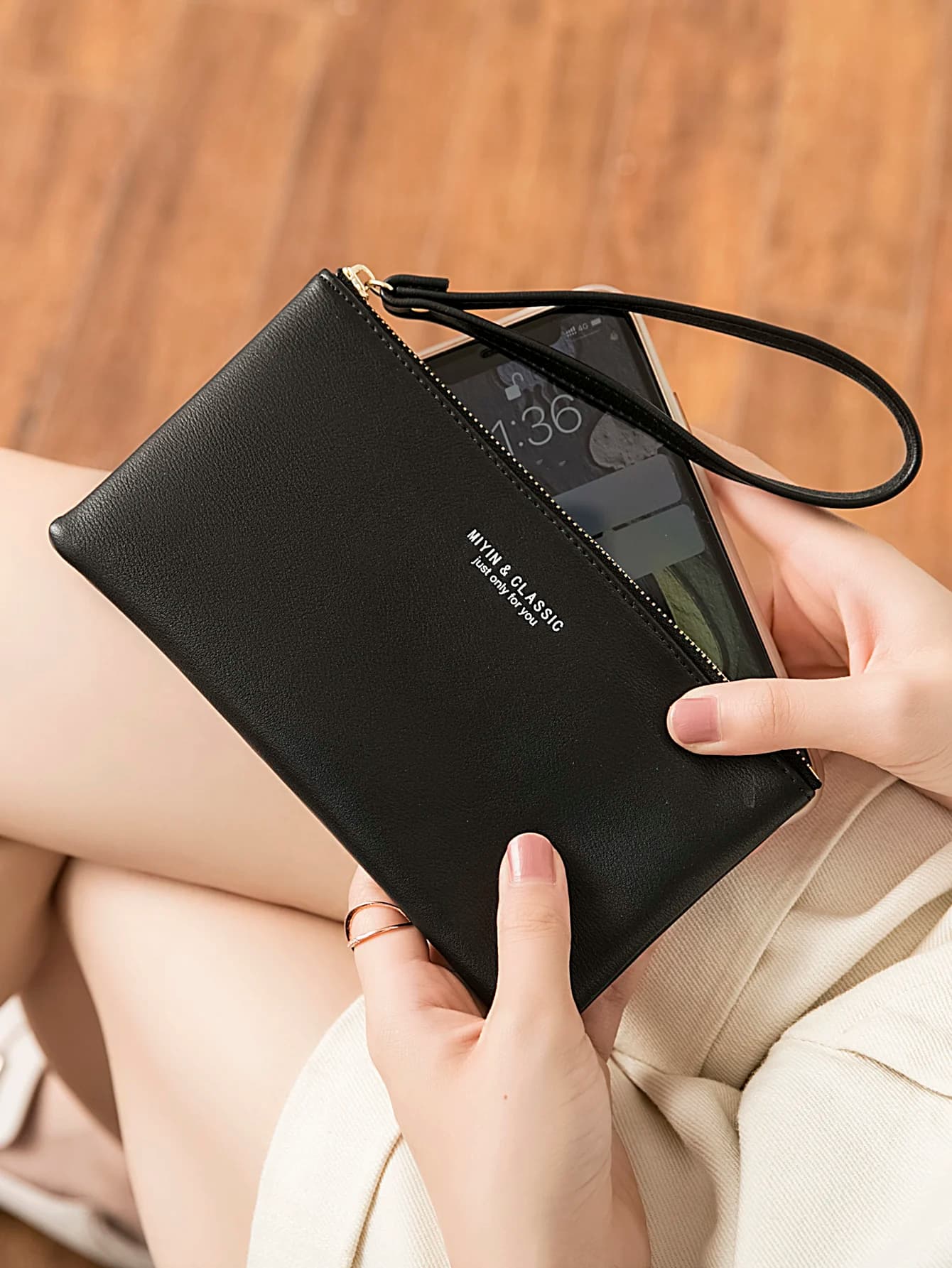Simple Solid Color Thin Long Wallet PU Leather Large Capacity Zipper Wallet Classic Fashion Womens Handbag Can Hold Mobile Phone