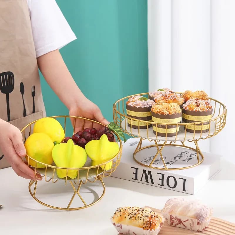 Vassoio per torta di frutta in ferro di lusso europeo Soggiorno creativo Cestino di frutta per la casa Snack Frutta secca Dessert Stand Vassoio per snack