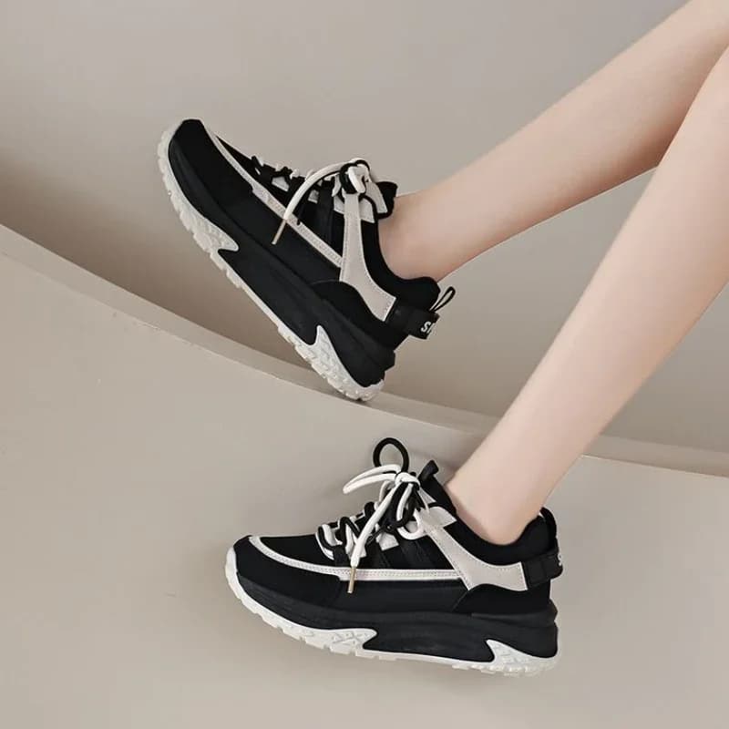 Women's sturdy purple sneakers Autumn 2025 Fashionable sports shoes with ergonomic thick sole perfect for travel gym