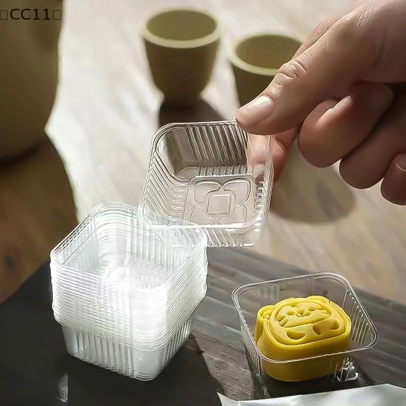 maveraCC11 Raga100pcs Vassoi per torta lunare quadrata Scatola per imballaggio Mooncake senza coperchio Porta contenitore per alimenti Scatola per torta in plastica dorata per biscotti