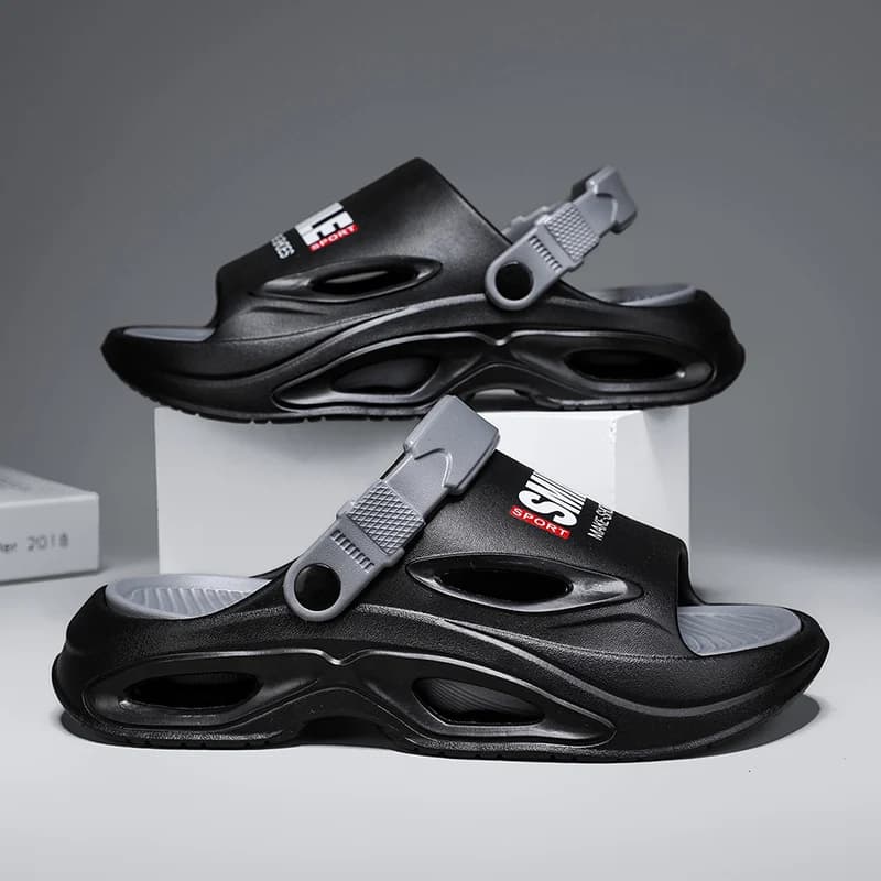 Spring Summer New Men's Outdoor Sandals Clogs Beach Soft Comfortable Slippers Slides Men Casual Water Garden Shoes Male Slippers