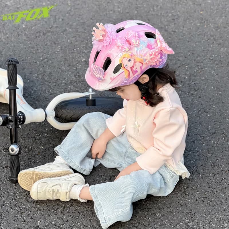 BATFOX Casco di sicurezza per bambini, design principessa, per ciclismo, skateboard, scooter, pattinaggio, casco da bici per bambini piccoli, 51-55 cm