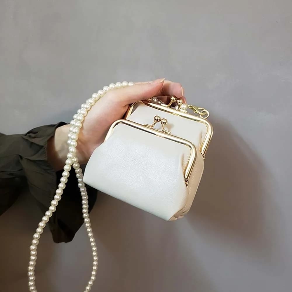 Elegante Borsa a Tracolla Kiss Lock Mini 2 in 1 con Catena di Perle, Borsa a Tracolla in Pelle PU Anti-schizzi d'Acqua, Portamonete Staccabile da Viaggio