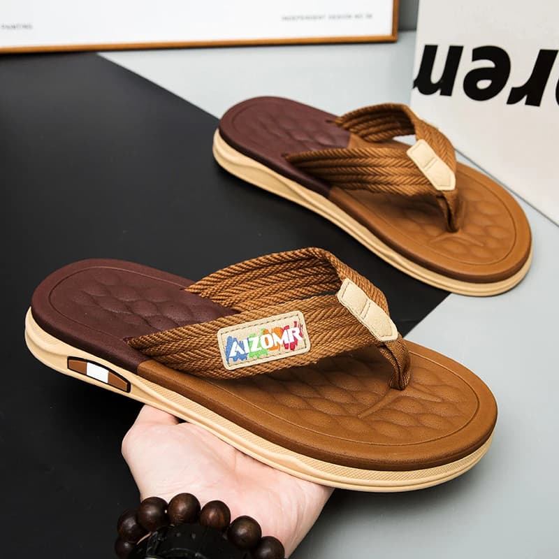 Youth Trendy Anti-Slip Breathable Sandals Men's Outdoor Wearable Beach Sports Slippers Comfortable PU Material Rubber Sole