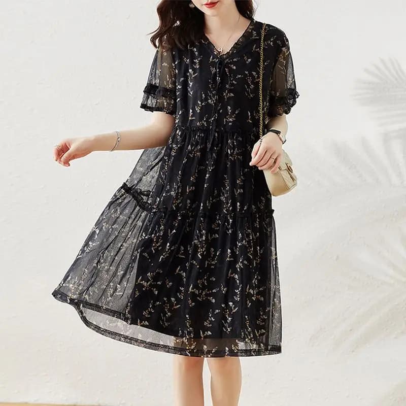 plus Size Women's V-Neck Floral Print Mesh Dress Short Sleeve Summer Loose Fitting A-Line Skirt Casual Style Thinming Effect