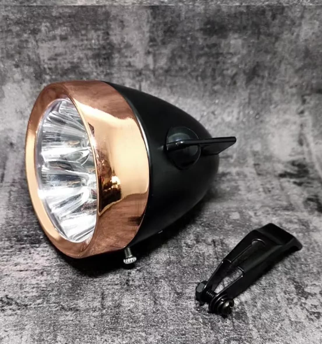 Q039 Bicycle Light Copper Retro Bike Riding Supplies Battery LED Lights / LED Bike Headlight / Front Headlights
