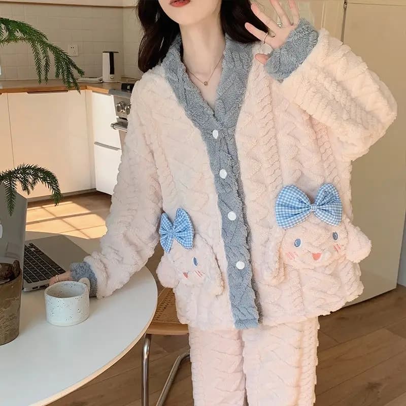 Kawaii Cinnamoroll Pigiama in pile di corallo Donna Autunno Inverno Addensare con scollo a V Set di indumenti da notte Morbida flanella calda Studente Vestiti per la casa