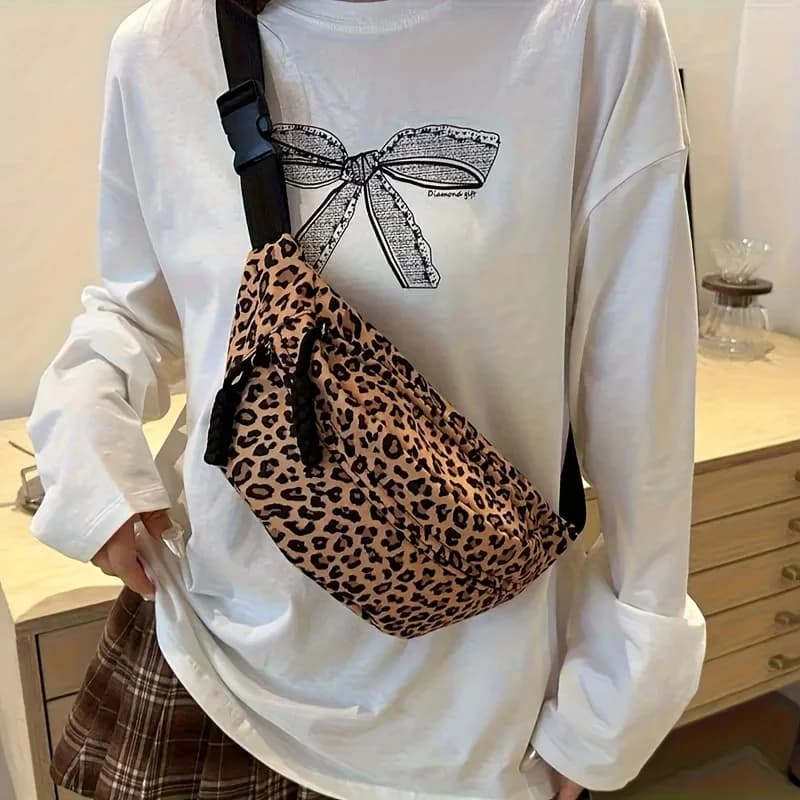Women's Leopard Print Belt Bag Large Capacity Waist Bag for Women Travel, Shopping, Everyday Use Stylish Shoulder Crossbody Bags
