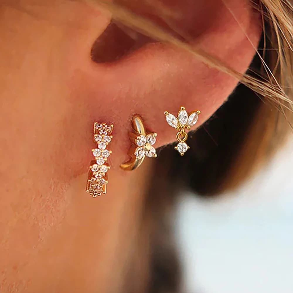 3PCS Unique Cubic Zirconia Four-Petal Flower Hoop Earring Sets For Women 18K Gold Plated Stud Earring Cartilage Piercing Jewelry