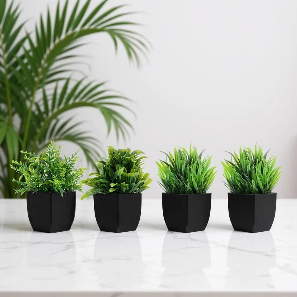 Set di 4 Piante Artificiali Estetiche in Vaso Nero, Realistiche Piccole Piante Finte per Interni, Bagno, Ufficio, Scrivania, Decorazione a Bassa Manutenzione