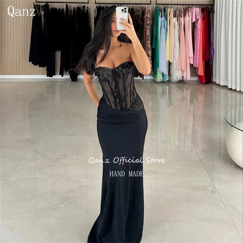 Abito da ballo Qanz nero chic in pizzo, modello a sirena, scollo a cuore, abito da sera formale senza schienale, senza maniche, personalizzabile
