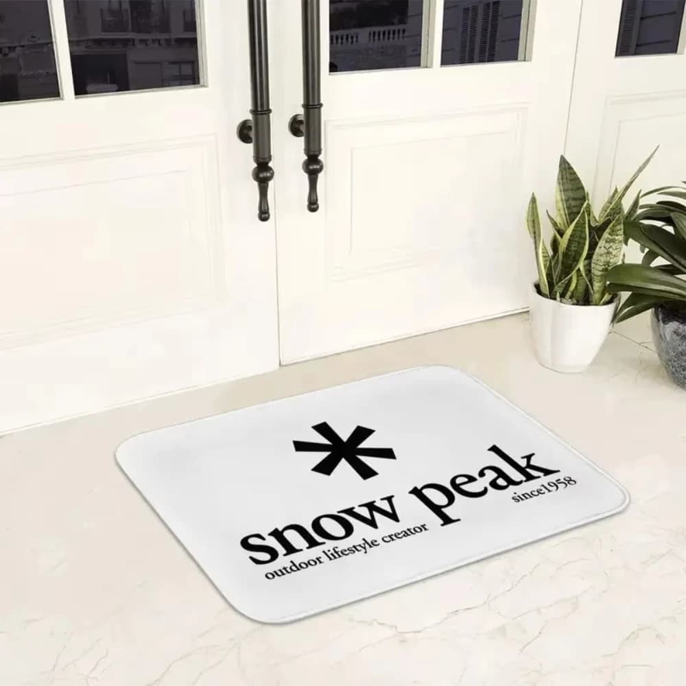 VIKAMA Snow Peak Logo Doormat, Non-Slip Absorbent Entryway Rug for Outdoor Enthusiasts & Camping Lovers