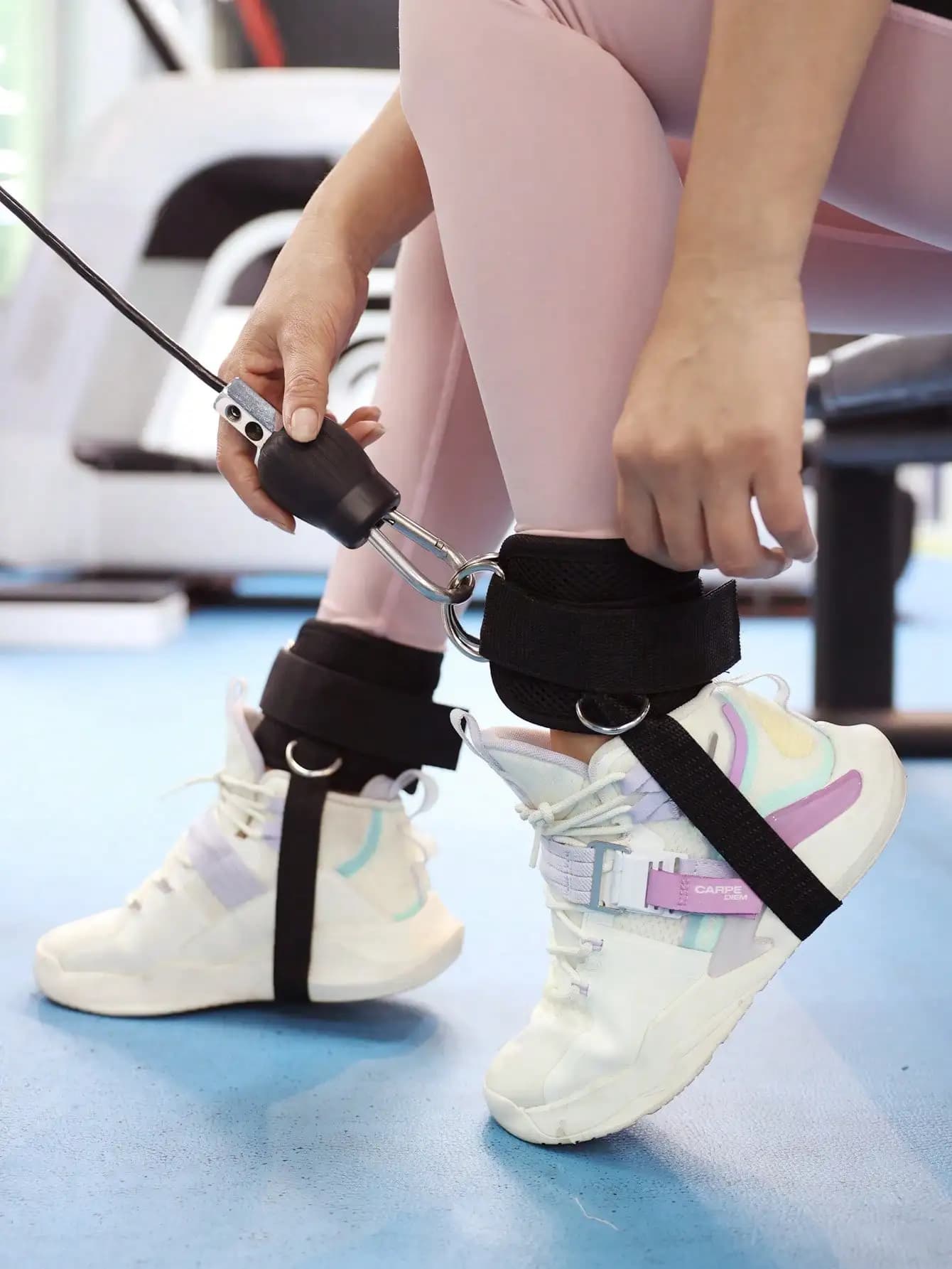 Cinturino per caviglia (1 pezzo) per macchine a cavo e fasce di resistenza, accessorio per allenamento a casa e in palestra, per allenamenti glutei - kickback, extension gambe, abduttori anca, solo per donne, accessori da palestra, sport, palestra, allenamento a casa, pilates, yoga, allenamento domestico