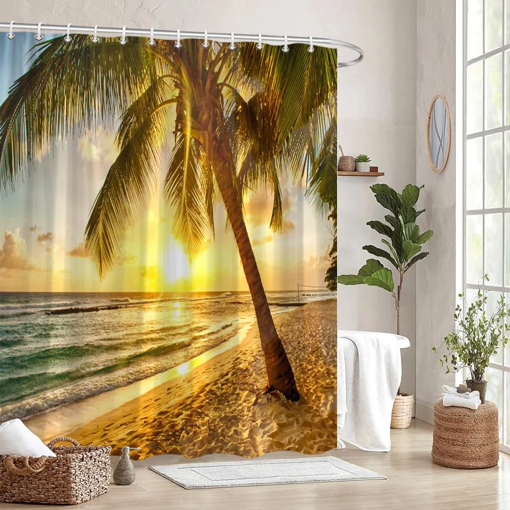 Tenda da doccia al tramonto sulla spiaggia tropicale - Palme e oceano, cielo sfumato morbido, design costiero serio, poliestere, lavabile in lavatrice