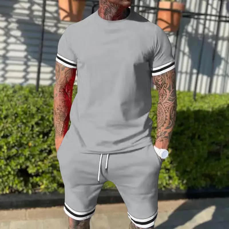 Completo Sportivo Casual da Uomo 2024: T-Shirt a Maniche Corte e Pantaloncini, Outfit Primaverile/Estivo per Giovani