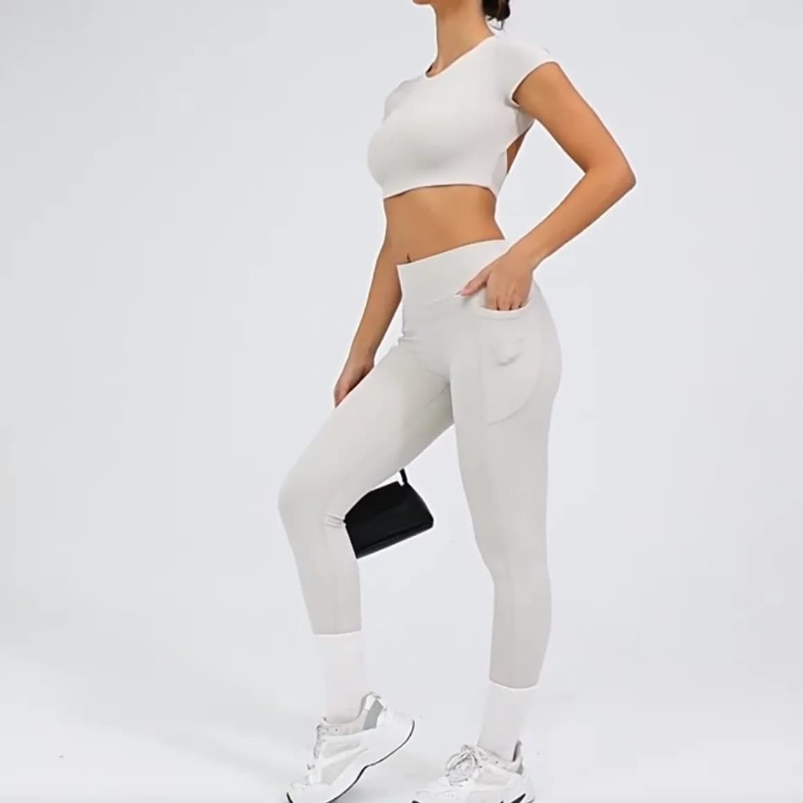 Set Yoga Senza Cuciture 2 Pezzi per Donna, Top Senza Schienale a Vita Alta e Leggings Modellanti per Palestra e Corsa