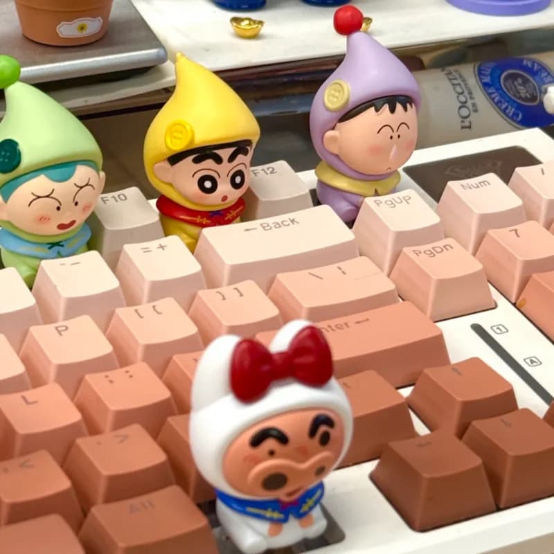 New Genuine Kawaii Crayon Shinchan Dwarf Fairy Tale Keycap Blind Box Custom Mechanical Keyboard Decor Cool Action Figures
