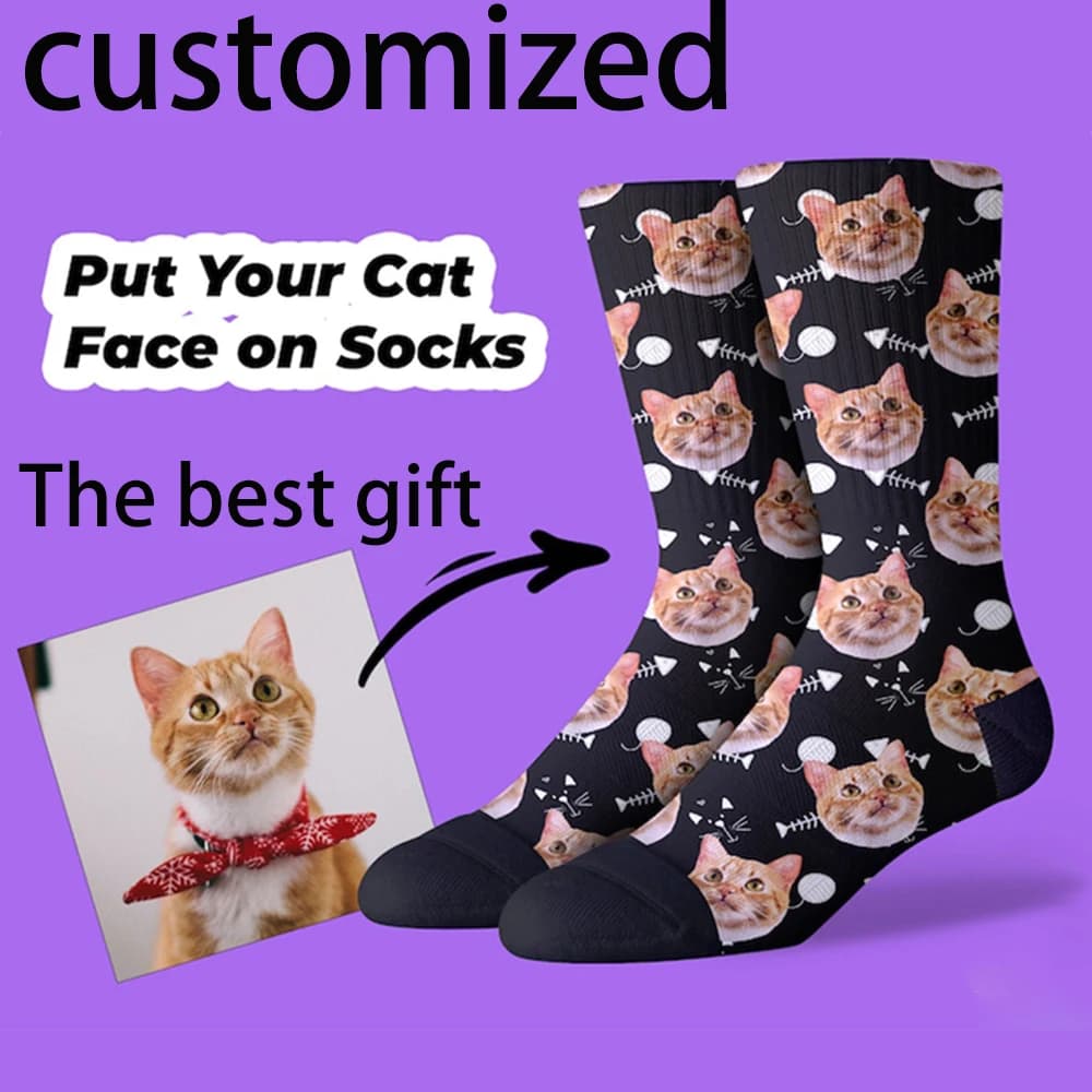 Customize your socks with the face of your cat to offer fashionable stockings to friends and family as a surprise gift for holidays.