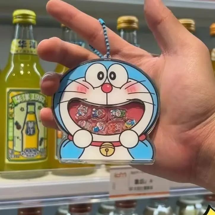 Doraemon Cartoon Shake Shake Keychain Cute Acrylic Backpack Pendant Bestie Gift Decoration Fun Gift for Friends