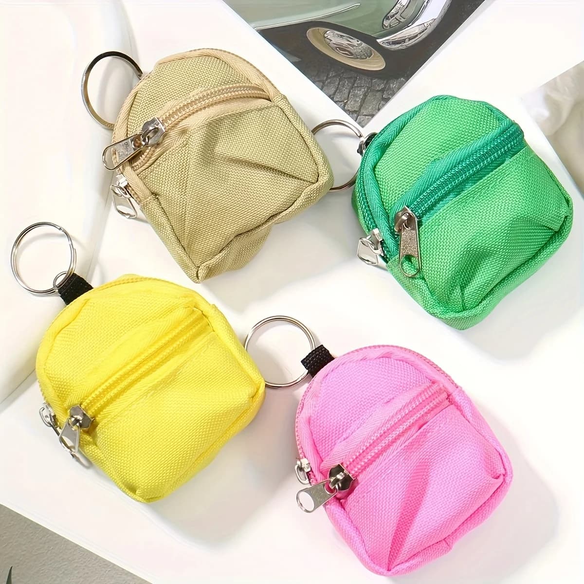1pc Cute Mini Backpack Keychain Wallet, Zipper Small Coin Purse, Portable Doll Accessories Key Ring, Gifts & Decoration