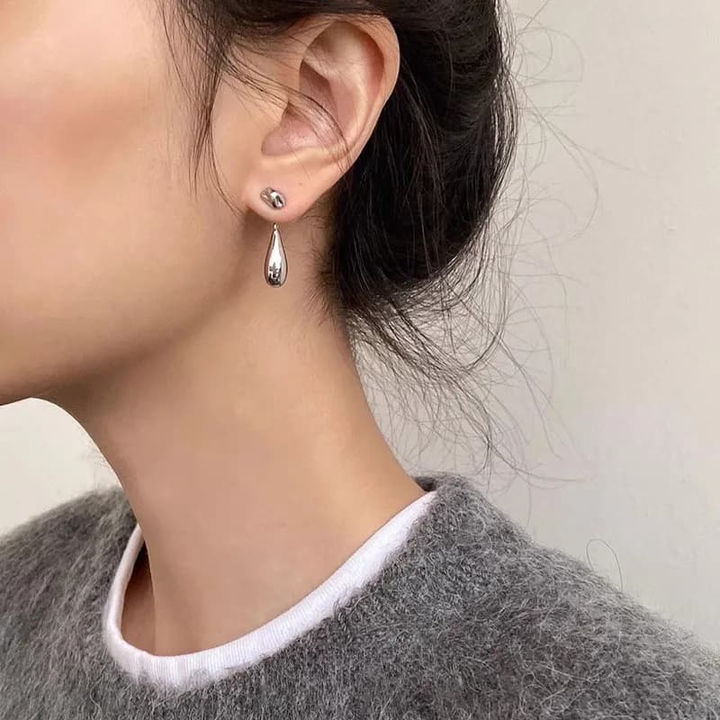 argento 925 Doppi orecchini semplici lucidi con gocce d'acqua per le donne, orecchini di lusso leggeri e di fascia alta, regalo di gioielli
