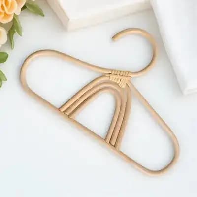 Appendiabiti in Rattan dal Design Compatto, Delicato sui Tessuti, Non Graffia, Ideale per l'Organizzazione dell'Armadio